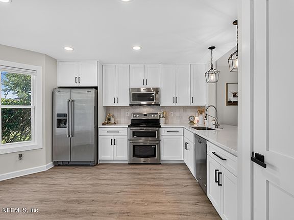 5th image of 12151 SUNCHASE Drive