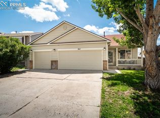 862 Hayloft Ln, Fountain, CO 80817