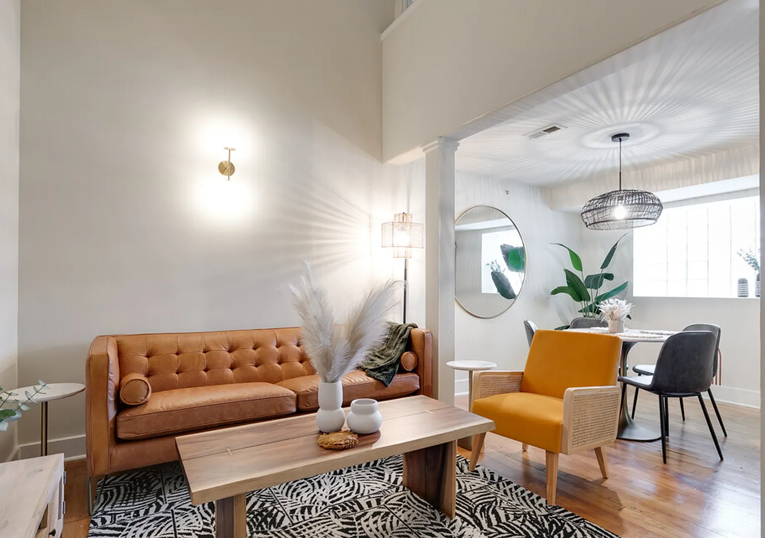 Mortons Apartments — Photo 3