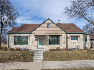 8528 W Locust St, Milwaukee, WI 53222