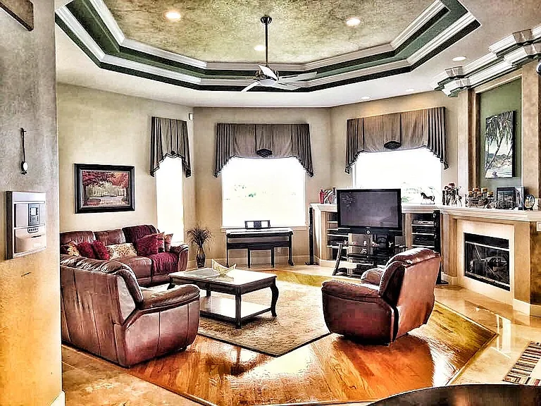 10541 Cory Lake Dr — Photo 10