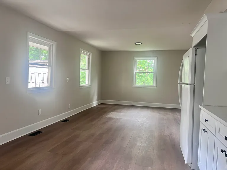 752 Belmont Ave N #3 — Photo 8