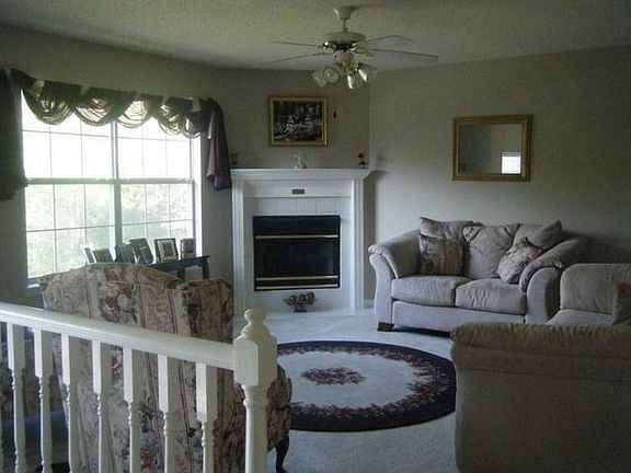 2nd image of 10412 Hunter Trace Dr