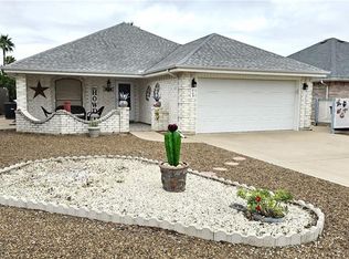 809 Lake View Dr, Mission, TX 78572