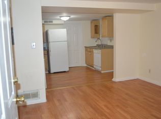281 Merrimack St APT 3, Manchester, NH 03103