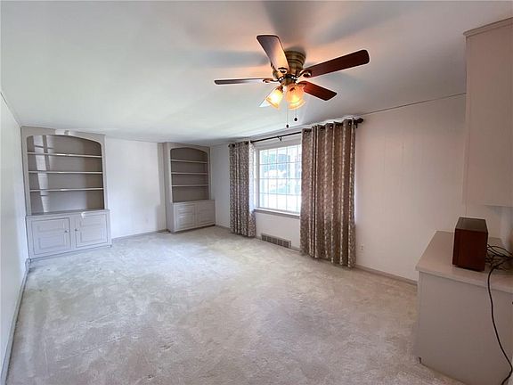 3rd image of 5504 Gardner Dr