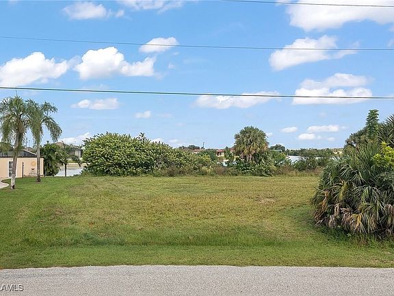 3rd image of 911 NW 19th Pl