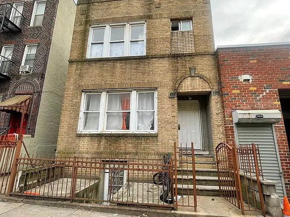 348 63rd St, Brooklyn, NY 11220