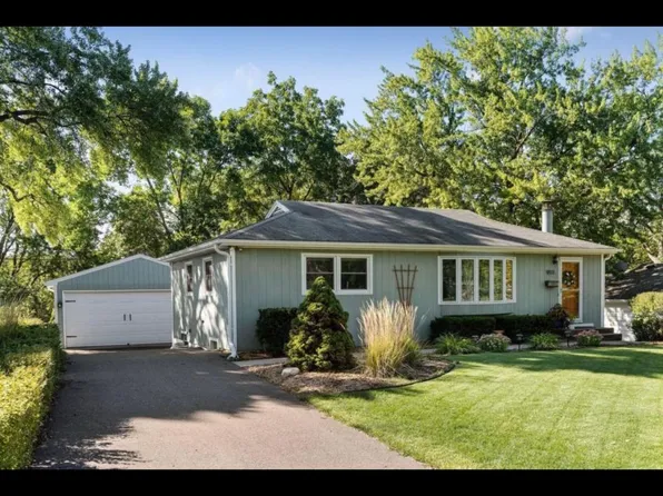 9111 Stanlen Rd, Saint Louis Park, MN 55426