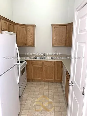 1563 Westbury Way #I — Photo 8