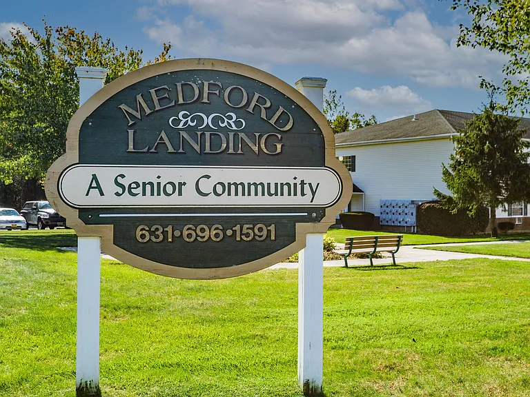 Medford Landing Apartments — Photo 39