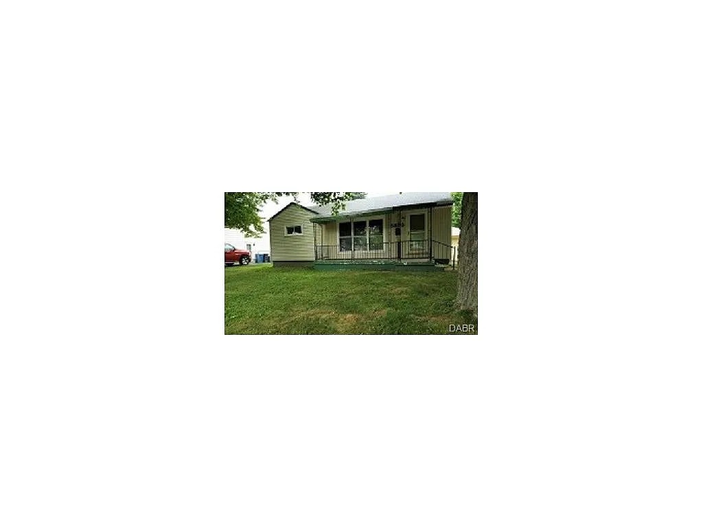 5833 Hendon Ave photo 1