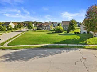 LOT 113 Shade Tree Ct, Waukesha, WI 53188
