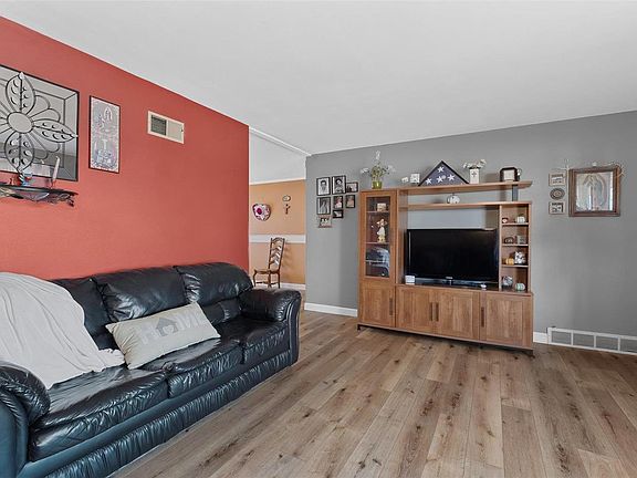 5th image of 3600 Andora Pl