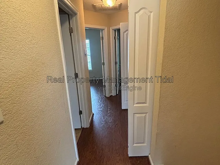 257 Carnelian St — Photo 22