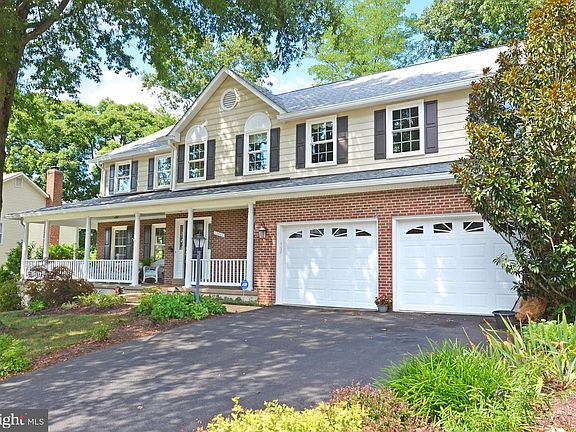 3rd image of 13802 Stonefield Dr