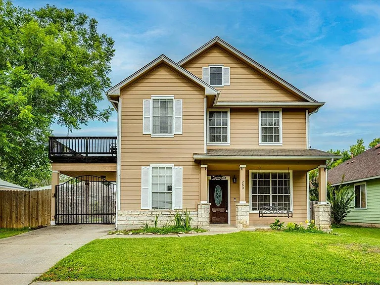 260 Tobin Dr — Photo 1