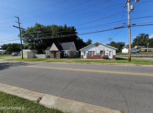 1004 S Road St, Elizabeth City, NC 27909