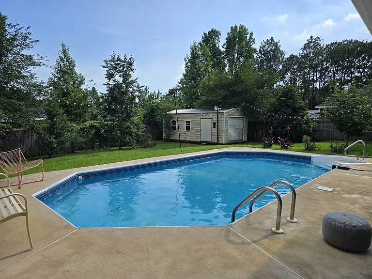9743 Chambers Dr — Photo 12