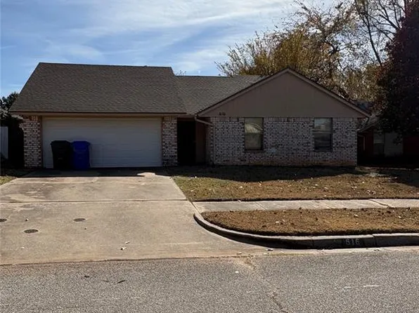 616 Black Hawk Dr, Norman, OK 73072