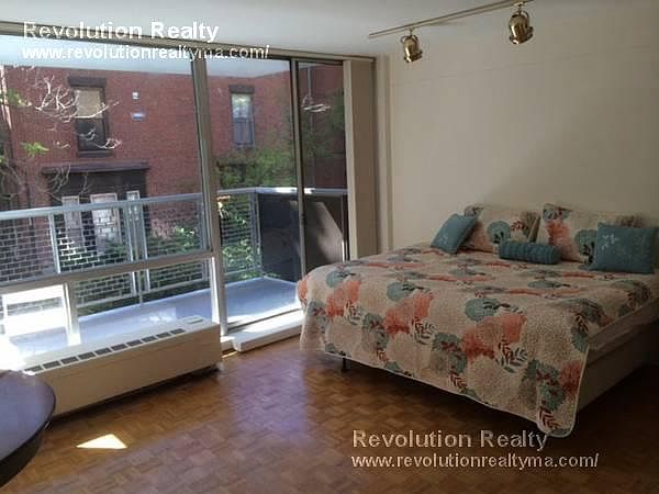 2nd image of 47 Longwood Ave #309