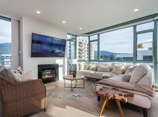 140 E 14th St #Penthouse 1, North Vancouver, BC