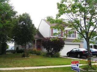 2413 N Periwinkle Way, Round Lake Beach, IL 60073