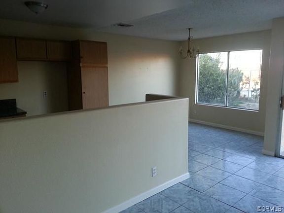 3rd image of 91190 Las Serenas Way