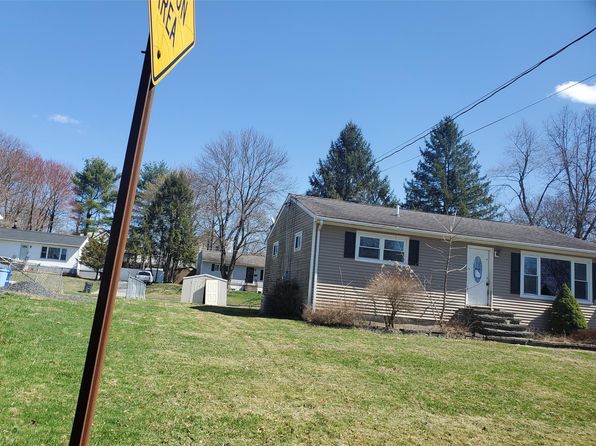 34 Alfred Place, Walden, NY 12586