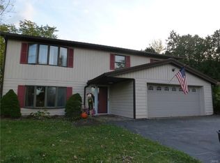 210 Seitz Dr, Camillus, NY 13031