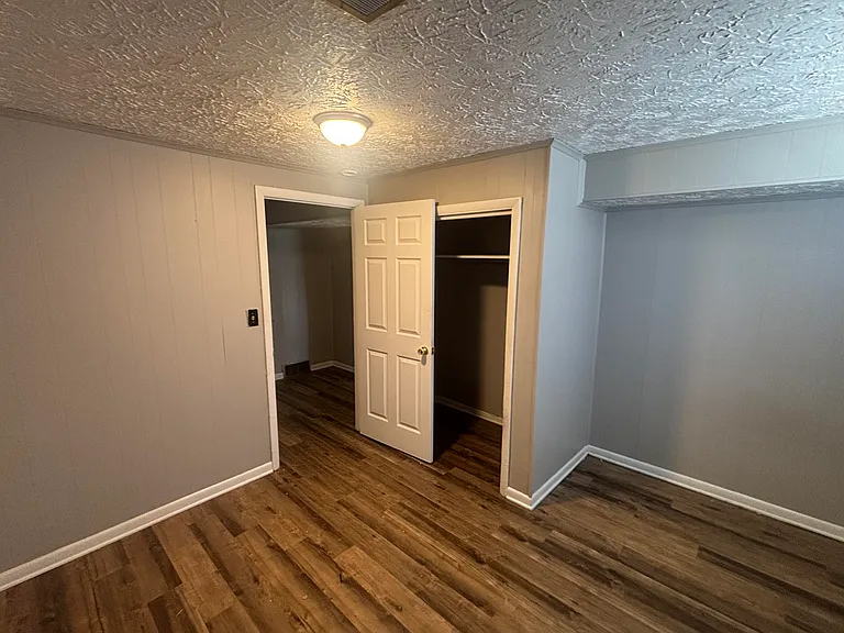 1725 Scarbrough Ct — Photo 10