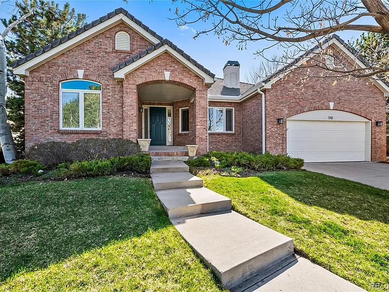 110 Blue Heron Cir — Photo 3