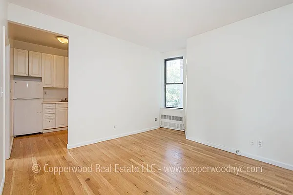 Rented by Copperwood Real Estate | media 18