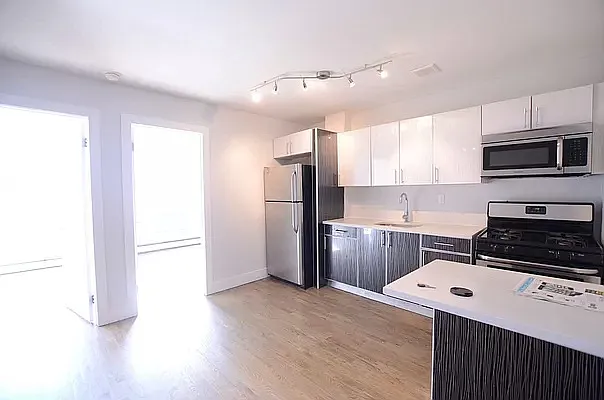 Rented by Sunshine Management Group, LLC | media 3