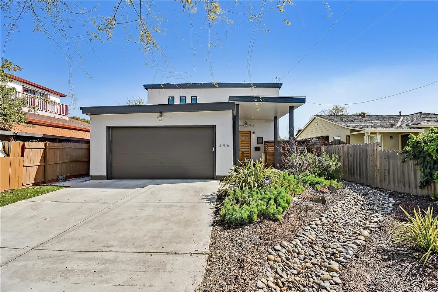 496 N 19th St photo 1