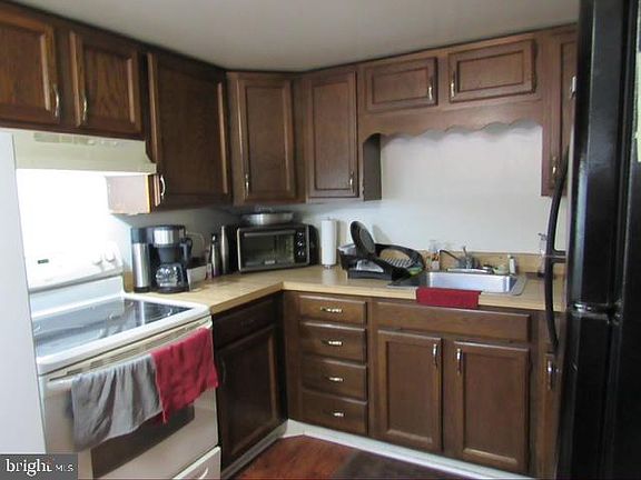 5th image of 746 Cheston Ave