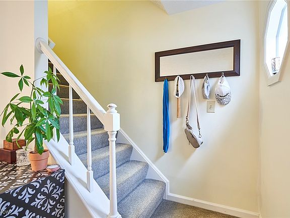 3rd image of 2855 Tinkers Ln