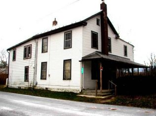 381 Criswell Dr, Boiling Springs, PA 17007