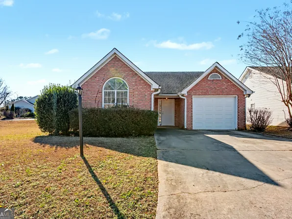 37 Green Tree Dr, Newnan, GA 30265