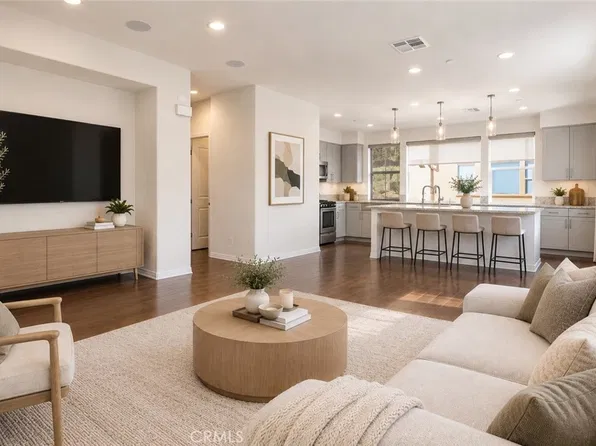 809 N Dalton Ave, Azusa, CA 91702