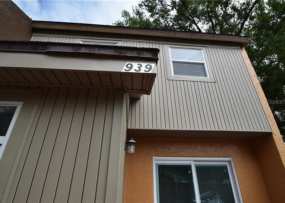 1st image of 2720 Castle Way #939