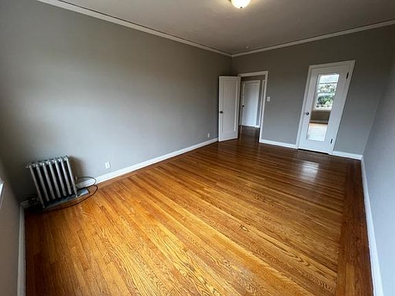 5th image of 2 Parker Ave #205