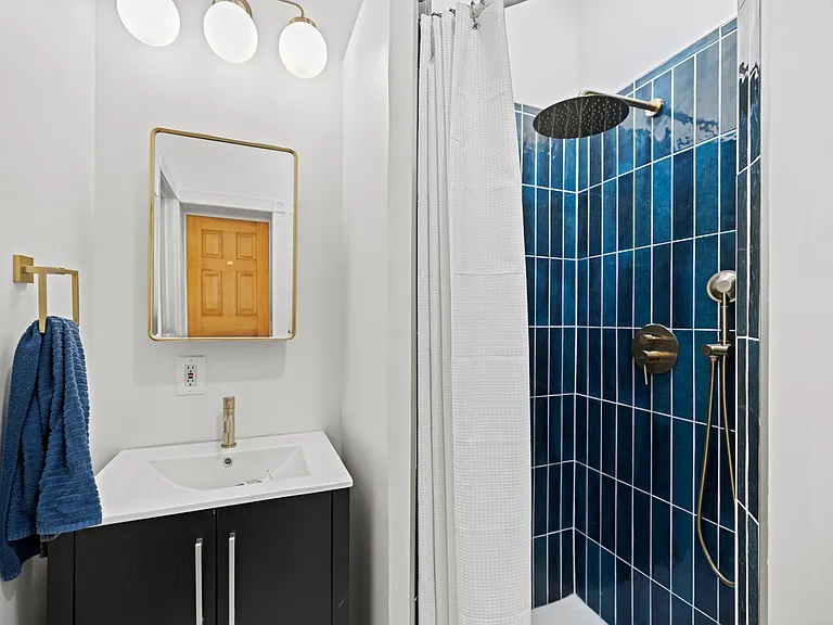547 Florida Ave NW #3 — Photo 11