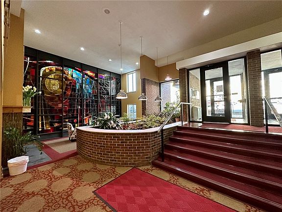 4th image of 5 Bayard Rd APT 914