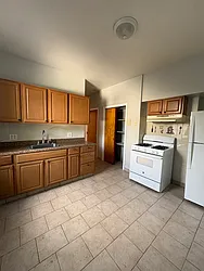 88 Clendenny Avenue, #2R