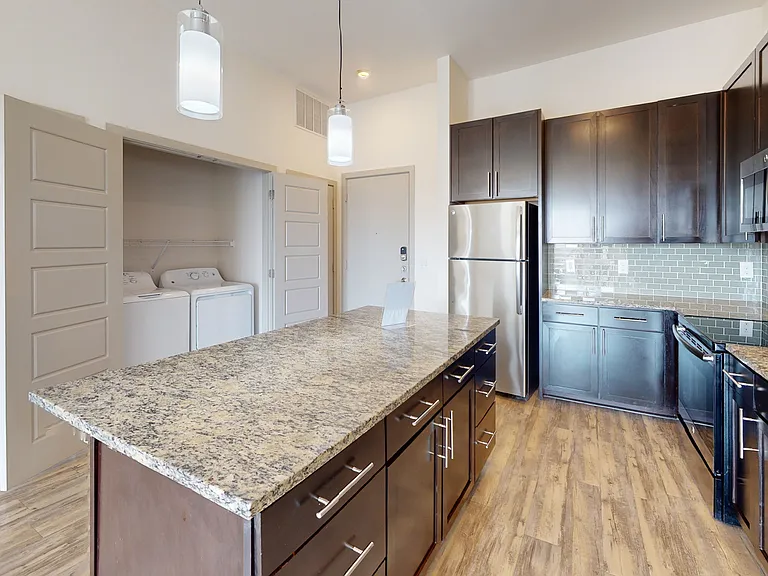 The Flats at Palisades — Photo 95