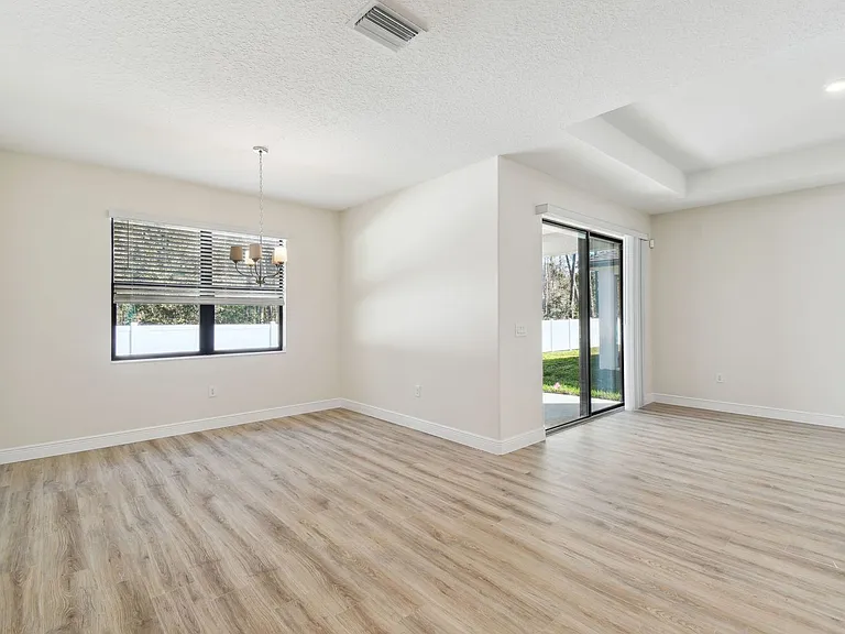 11512 Weaver Hollow Rd — Photo 10