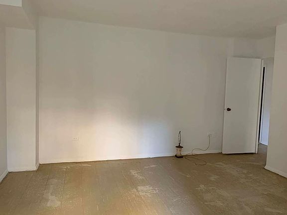 3rd image of 90 Beekman St APT 4D