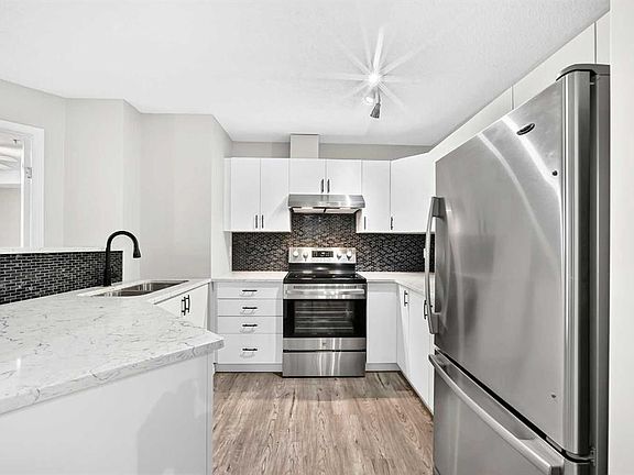 4th image of 2371 Eversyde Ave SW #2105