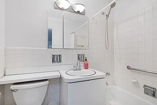 Sold by Compass | media 24